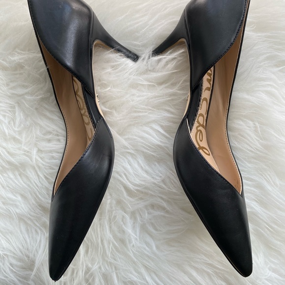 Sam Edelman Black Pumps - Picture 2 of 4